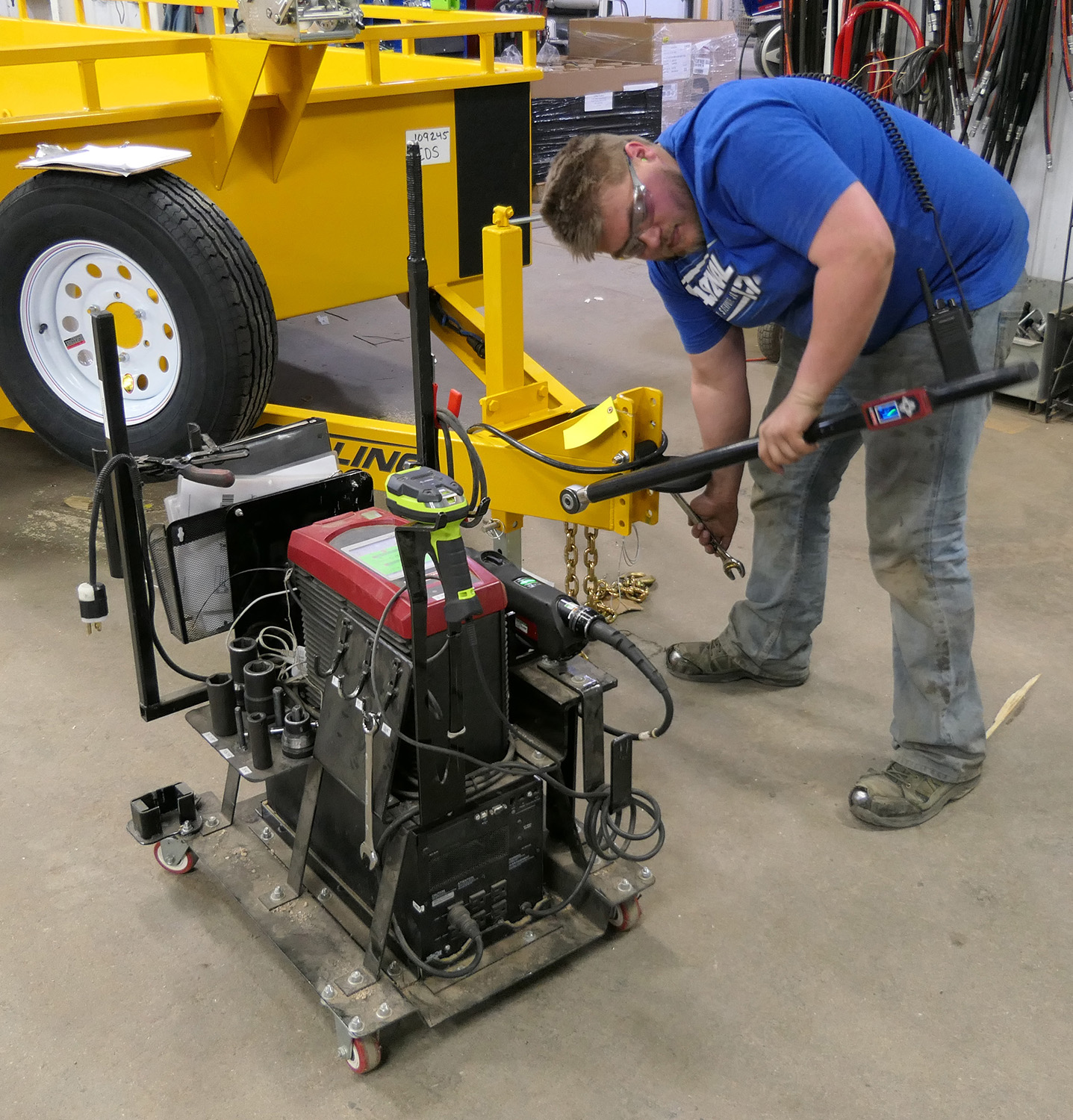 Real-Time Torquing Felling Trailers