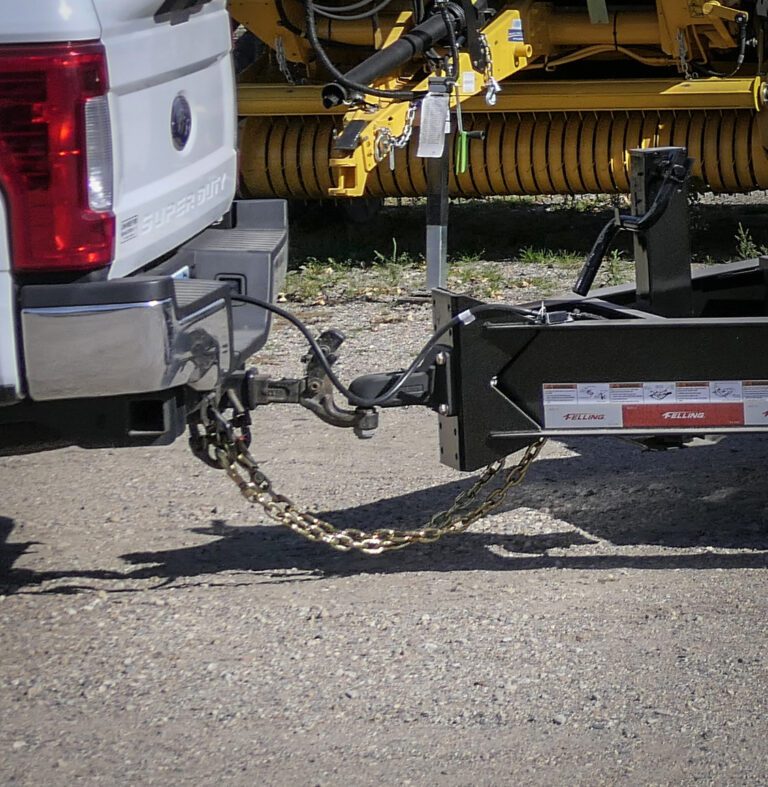 trailer towing hitch connection